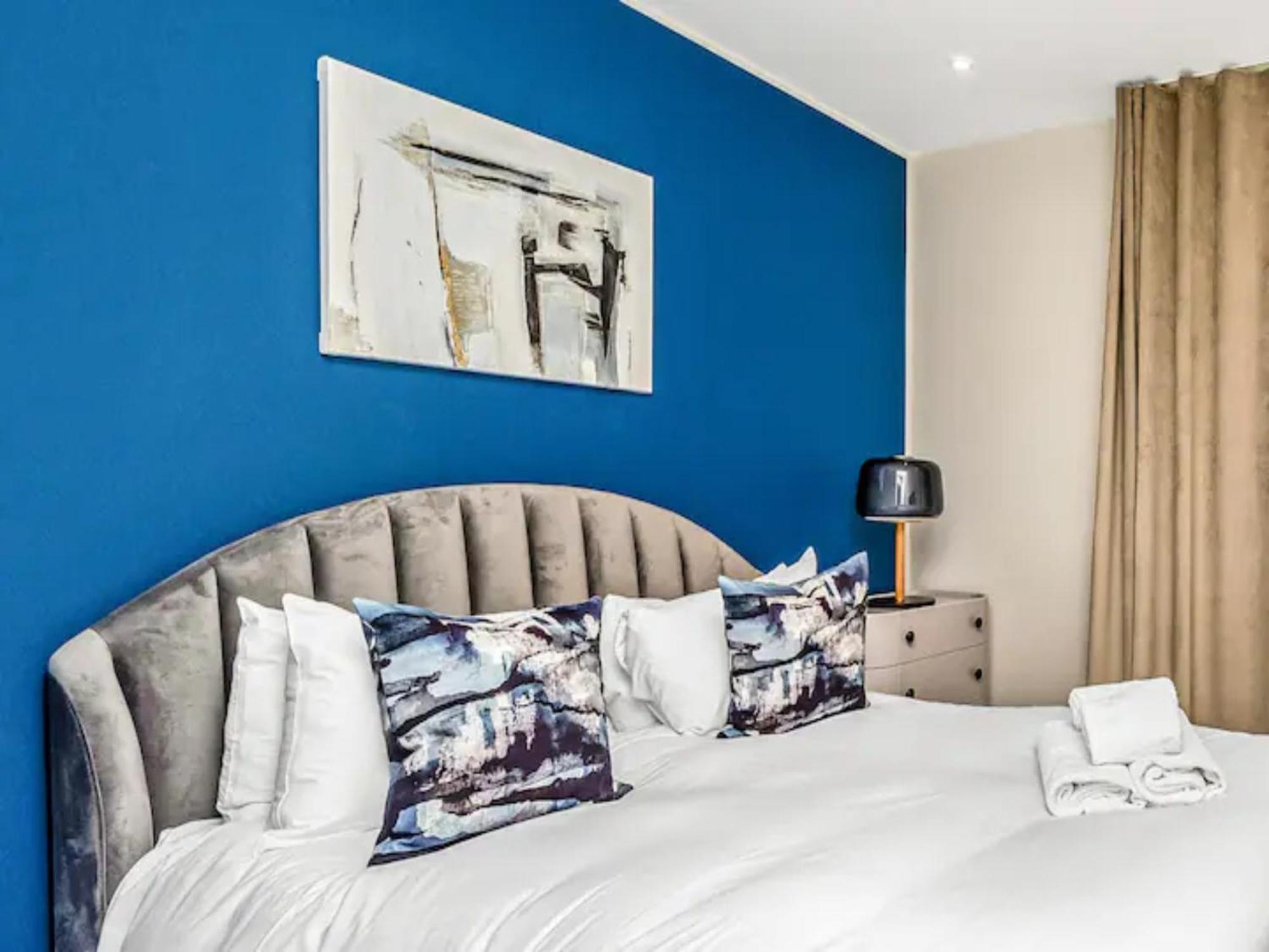 Appartement Pass The Keys Penthouse Oasis In Trendy Fulham à Londres Extérieur photo