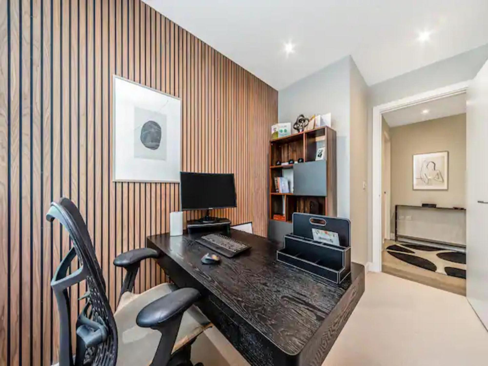 Appartement Pass The Keys Penthouse Oasis In Trendy Fulham à Londres Extérieur photo